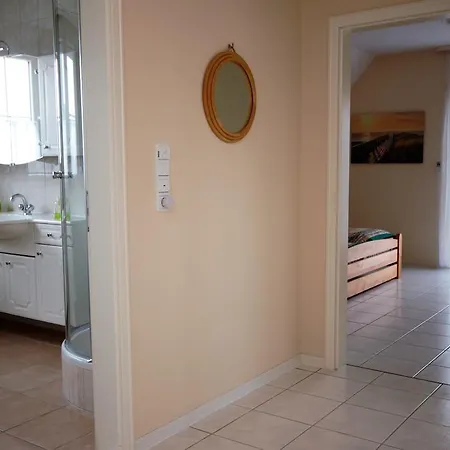 度假居 Reetdachhaus 